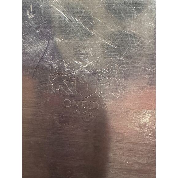 Oneida USA Silverplate Ornate Rose Pattern Covered Butter Dish Vintage 2-Piece - Picture 5 of 6